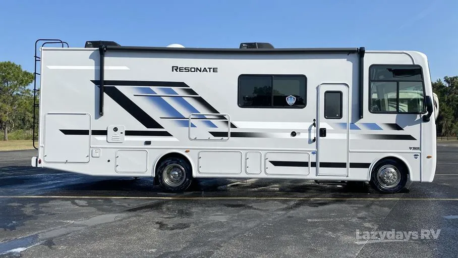 2026 Thor Motor Coach Resonate 29D - Photo 3