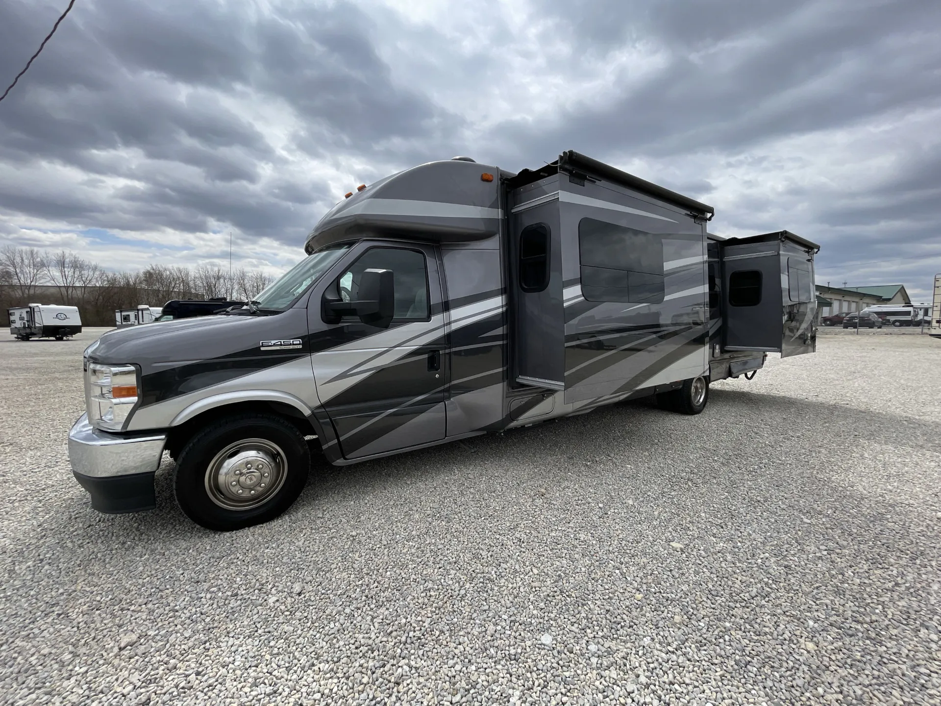2021 Phoenix Cruiser 2910D - Photo 3