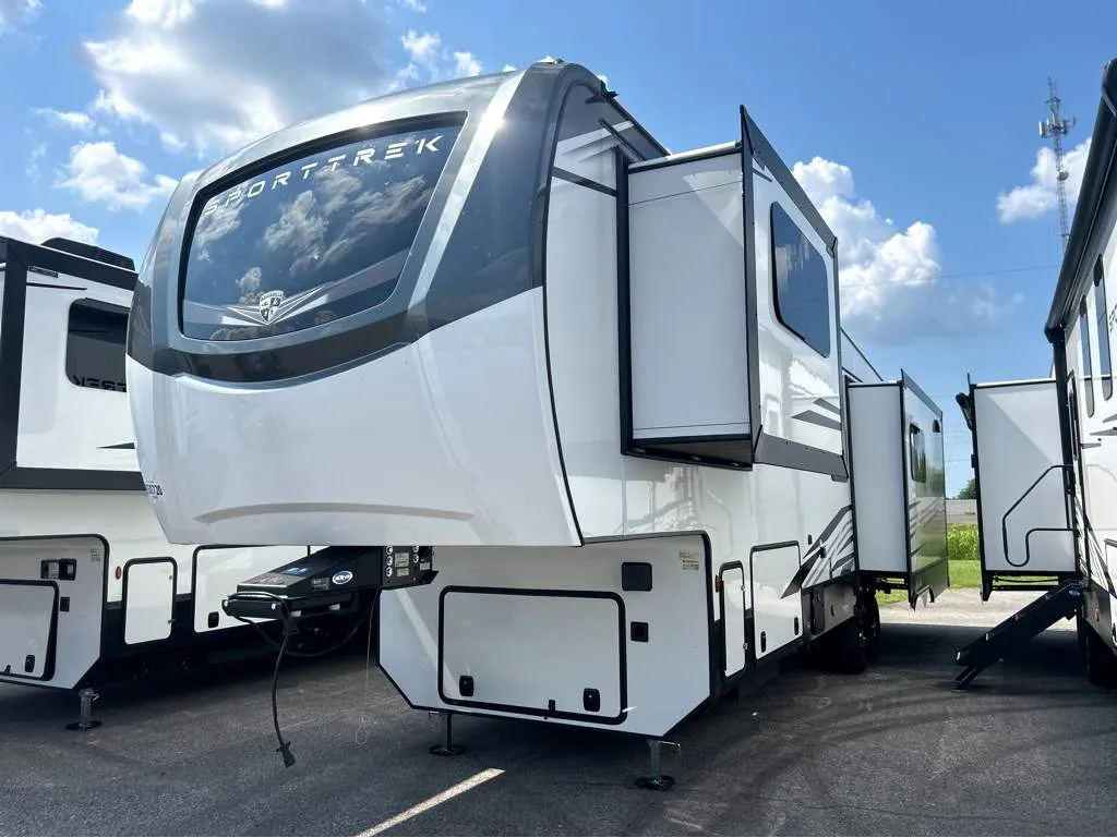 2026 Venture RV SportTrek 5 Touring Edition STTF353VRK - Photo 2