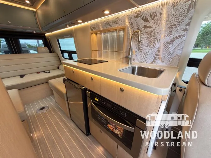 2026 Airstream Interstate 24GL Tommy Bahama New    Std. Model - Photo 3