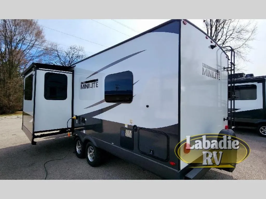 2025 Forest River Rockwood Mini Lite 2506FK - Photo 4