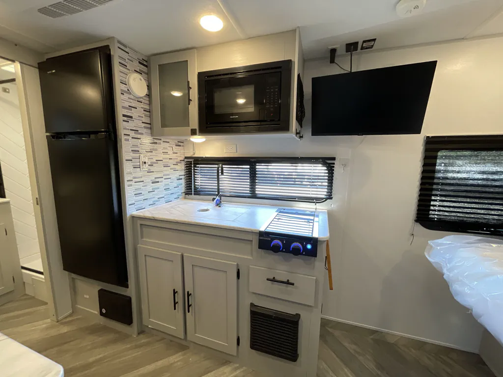 2021 Forest River Wildwood FSX 167RBK, Photos photo 9