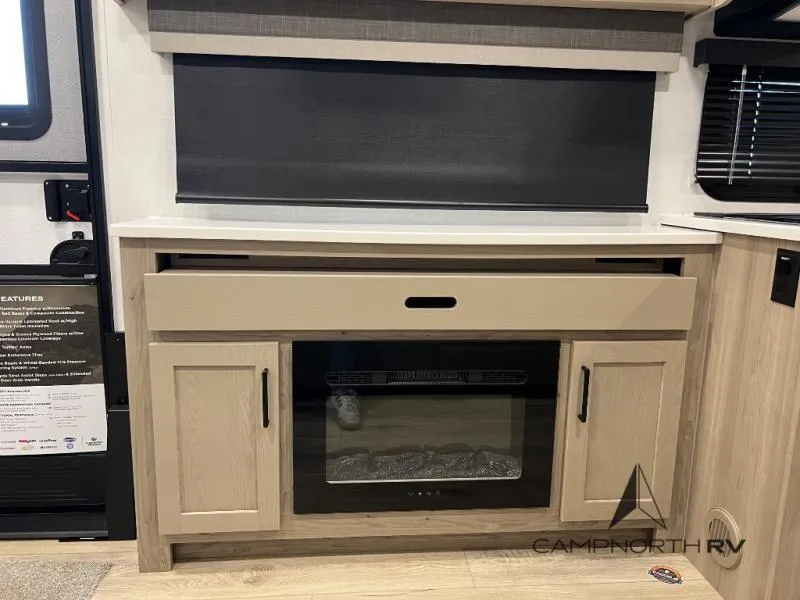 2026 Forest River RV Rockwood Mini Lite 2524FBT - Photo 4