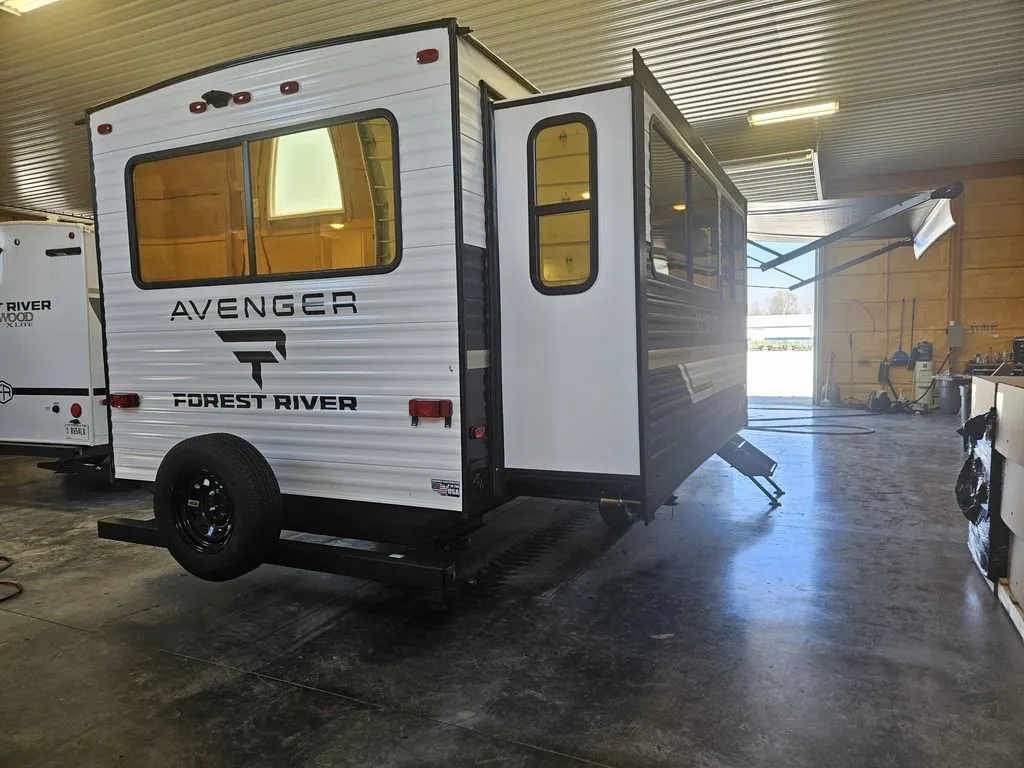 2026 Prime Time Avenger 27REI - Photo 2