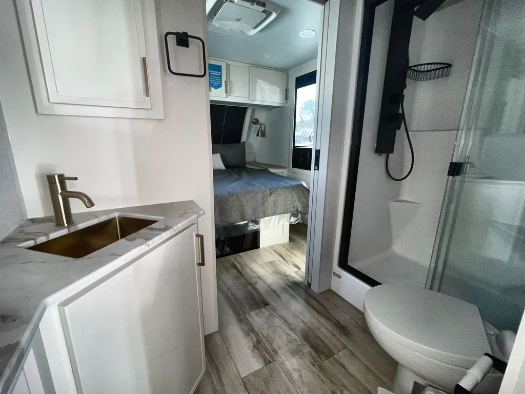 2026 Brinkley Model I 294, Photos photo 22