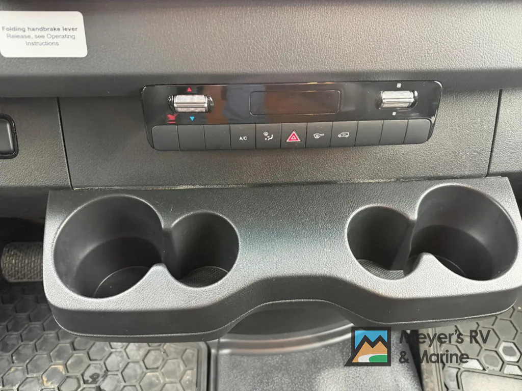 2022 Tiffin Wayfarer 25 SW, Photos photo 9