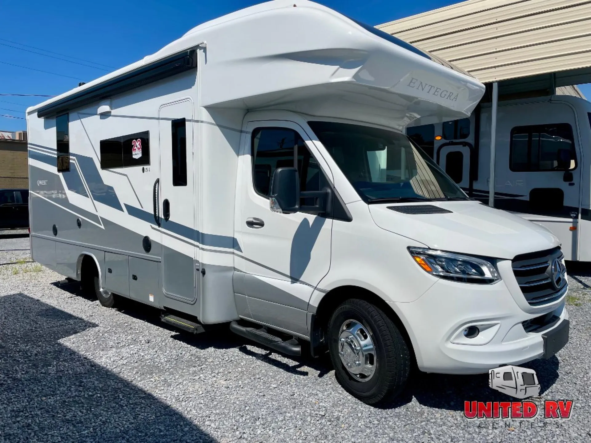 2026 Entegra Coach Qwest 25L - Photo 2