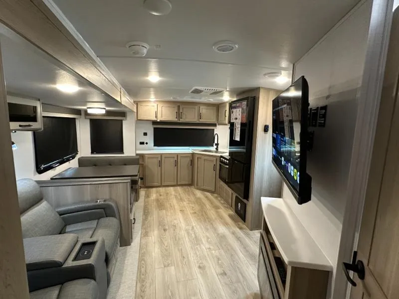 2025 Forest River Rockwood Ultra Lite 2608BS - Photo 3