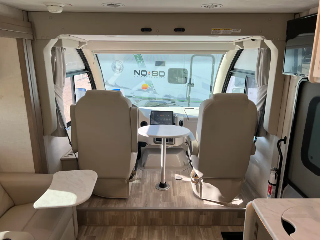 2026 Thor Motor Coach Axis 26.2, Photos photo 3