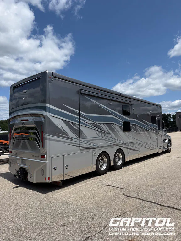 2024 Renegade RV XL X45BBC - Photo 4