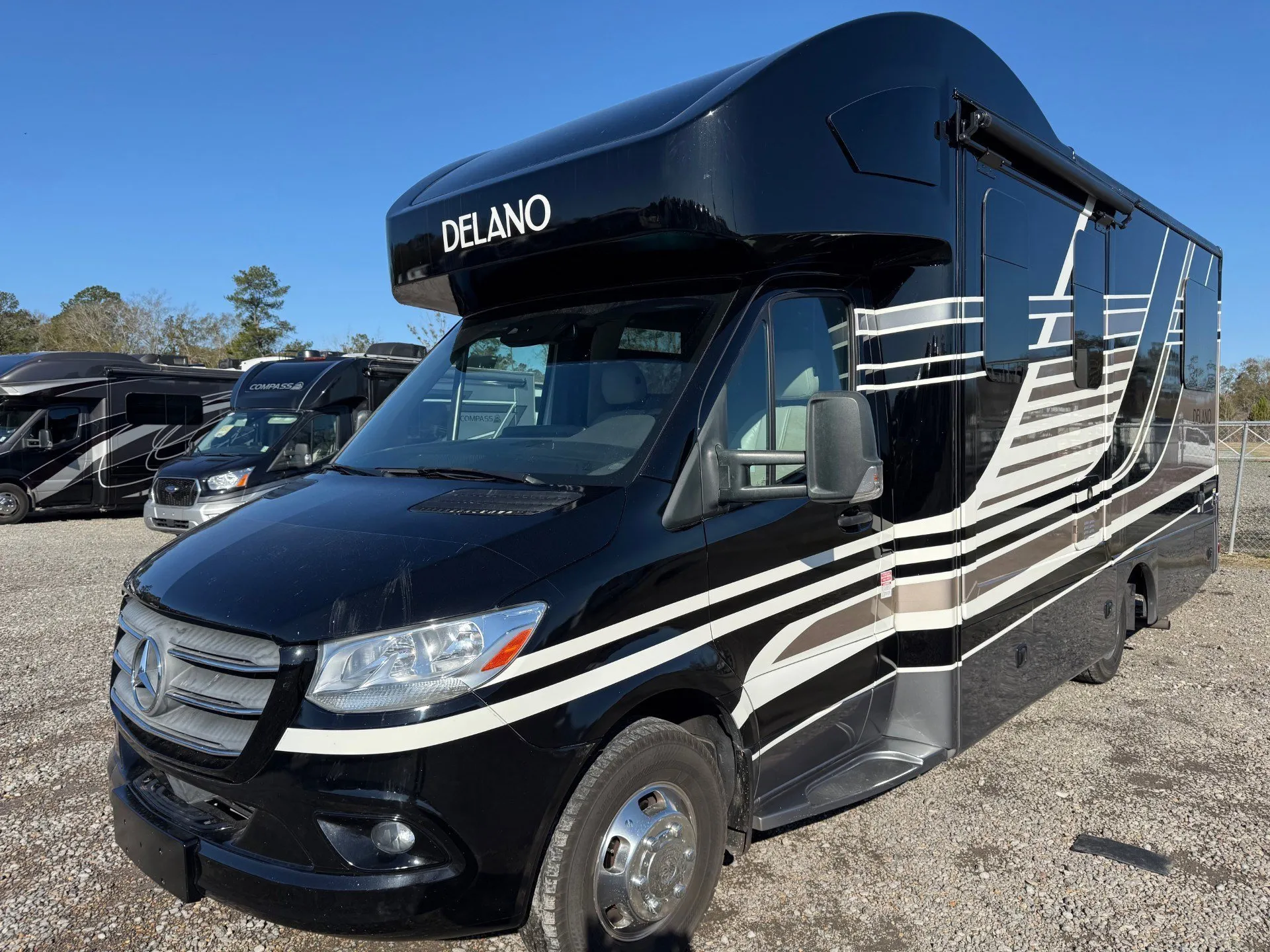 2022 Thor Motor Coach Delano 24RW - Photo 3