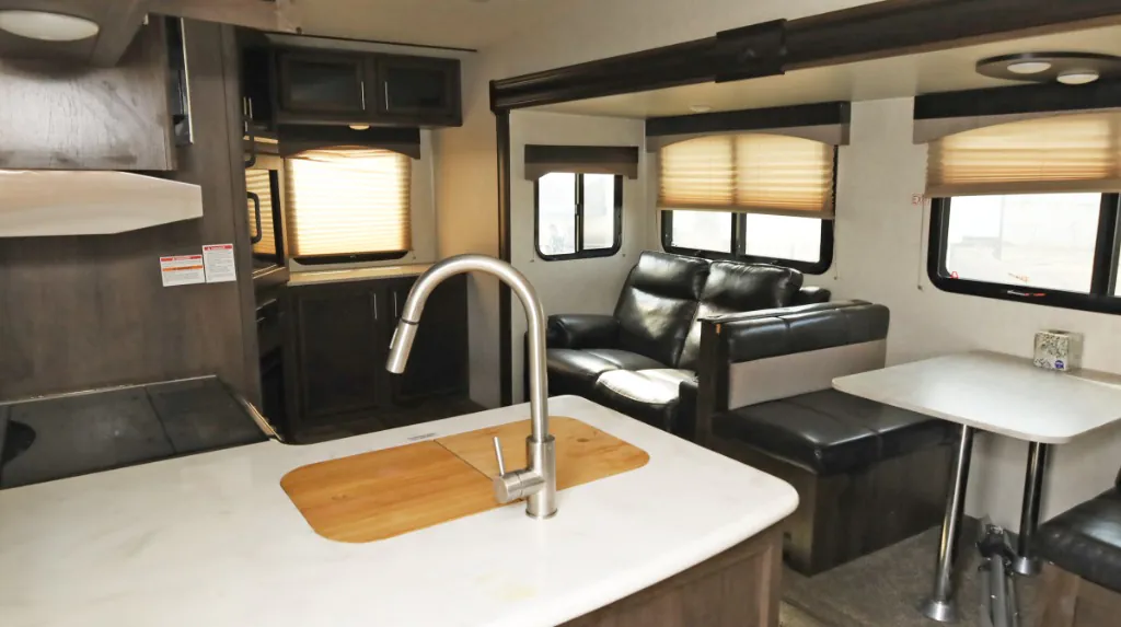 2019 Starcraft Telluride 251RES - Photo 3