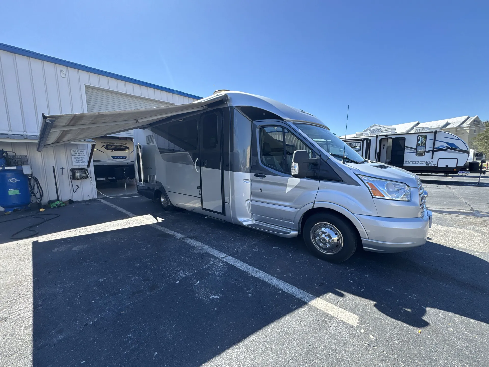 2017 leisure travel Wonder W24MB - Photo 2