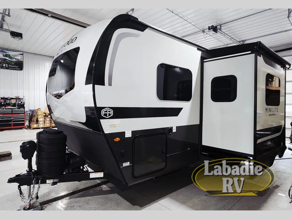 2026 Forest River Rockwood Mini Lite 2205S - Photo 4