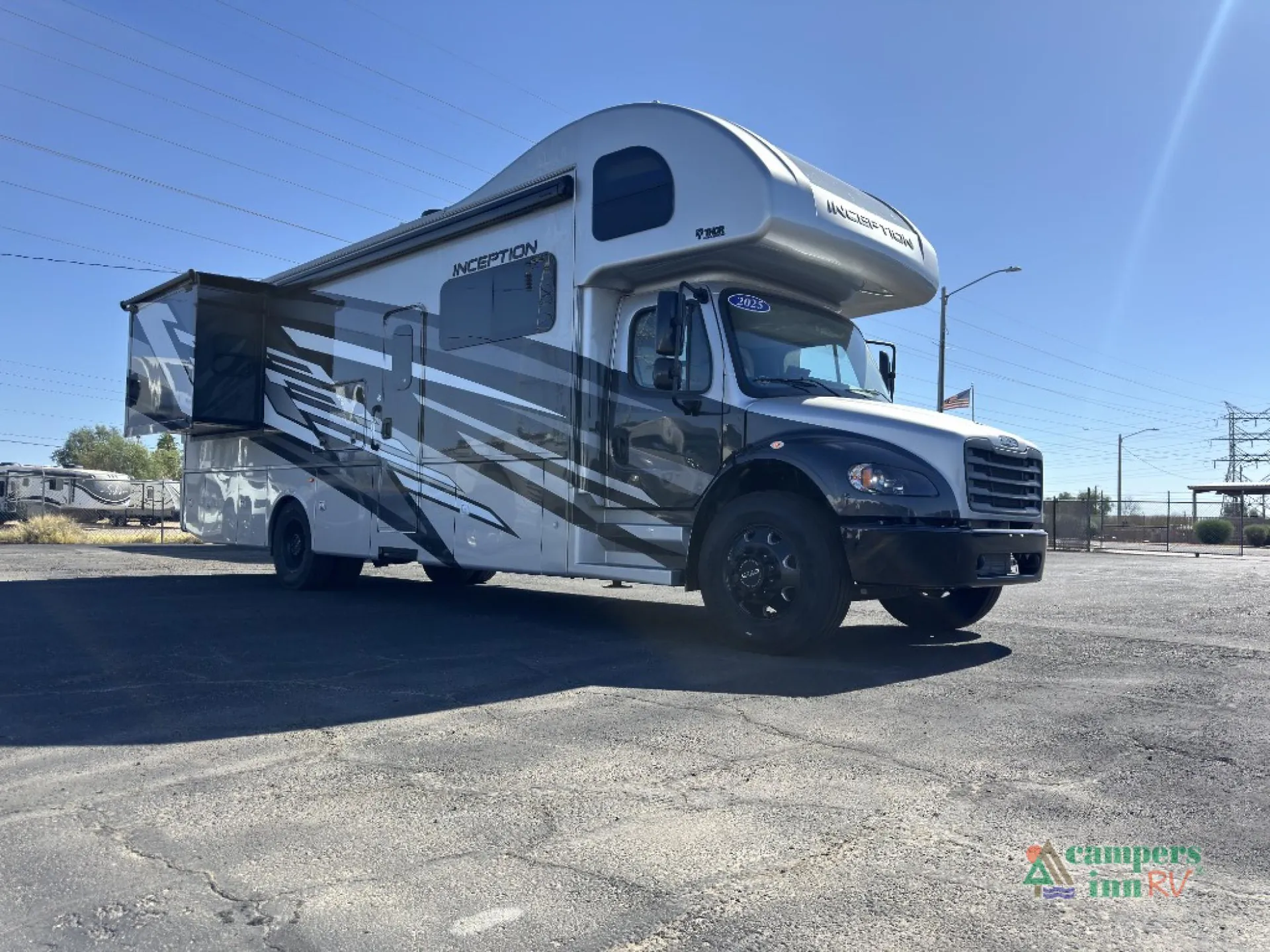 2025 Thor Motor Coach Inception 34XG - Photo 2