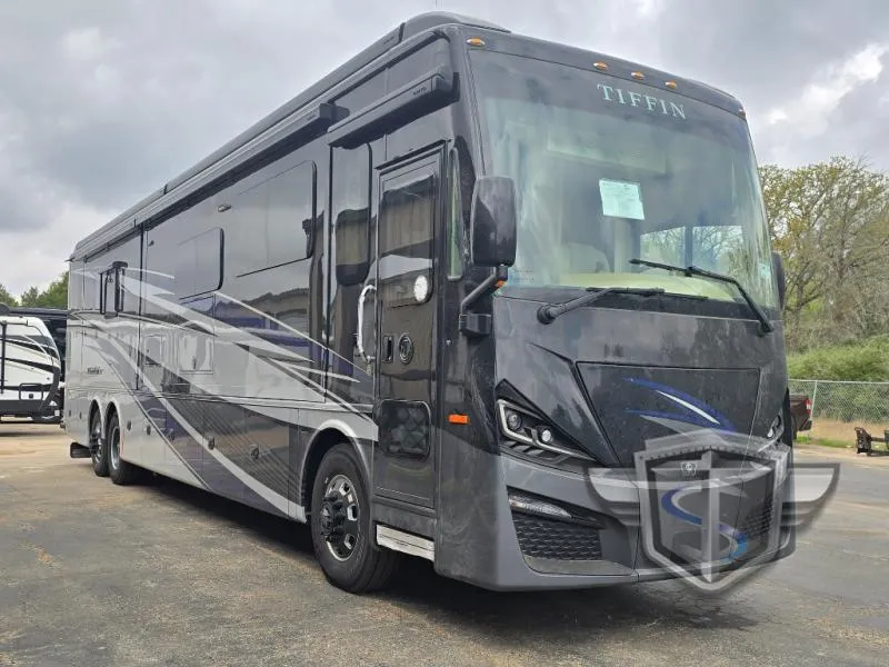 2026 Tiffin Phaeton 44 OH - Photo 2