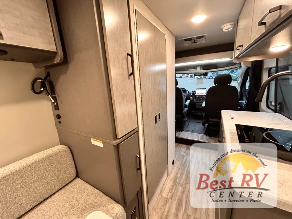2026 Thor Motor Coach Tellaro 20U, Photos photo 68