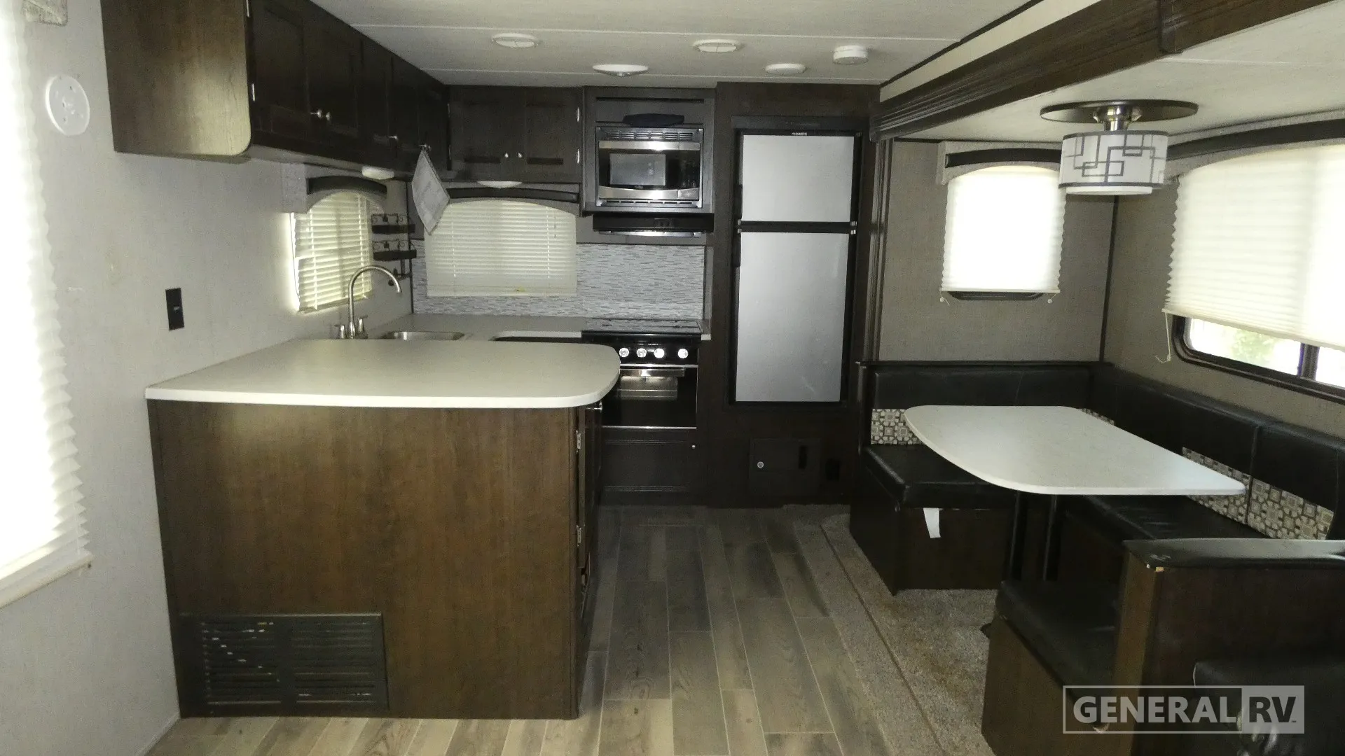 2023 Heartland Trail Runner 27RKS - Photo 3