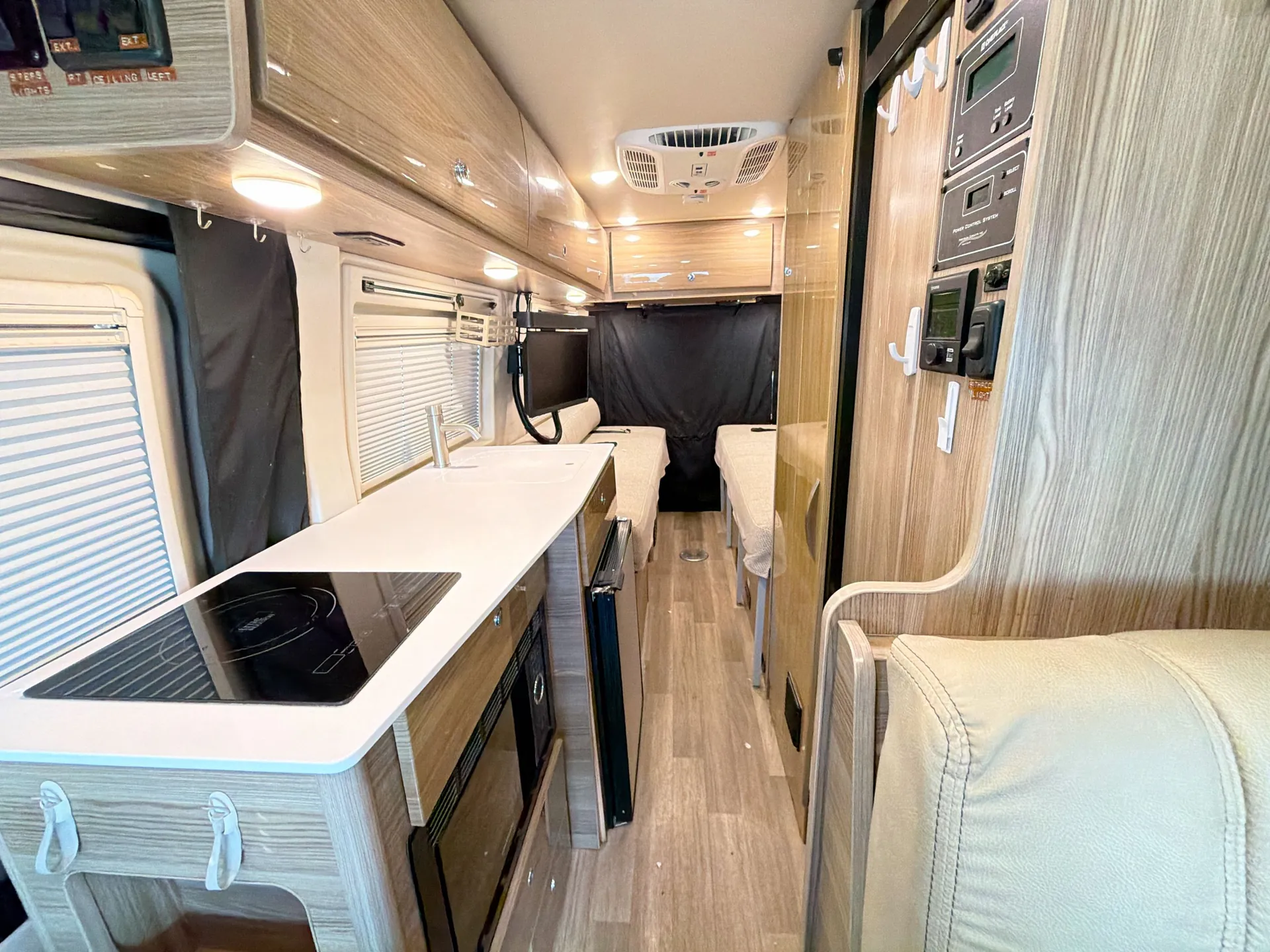 2022 Winnebago Boldt 70BL — living area main