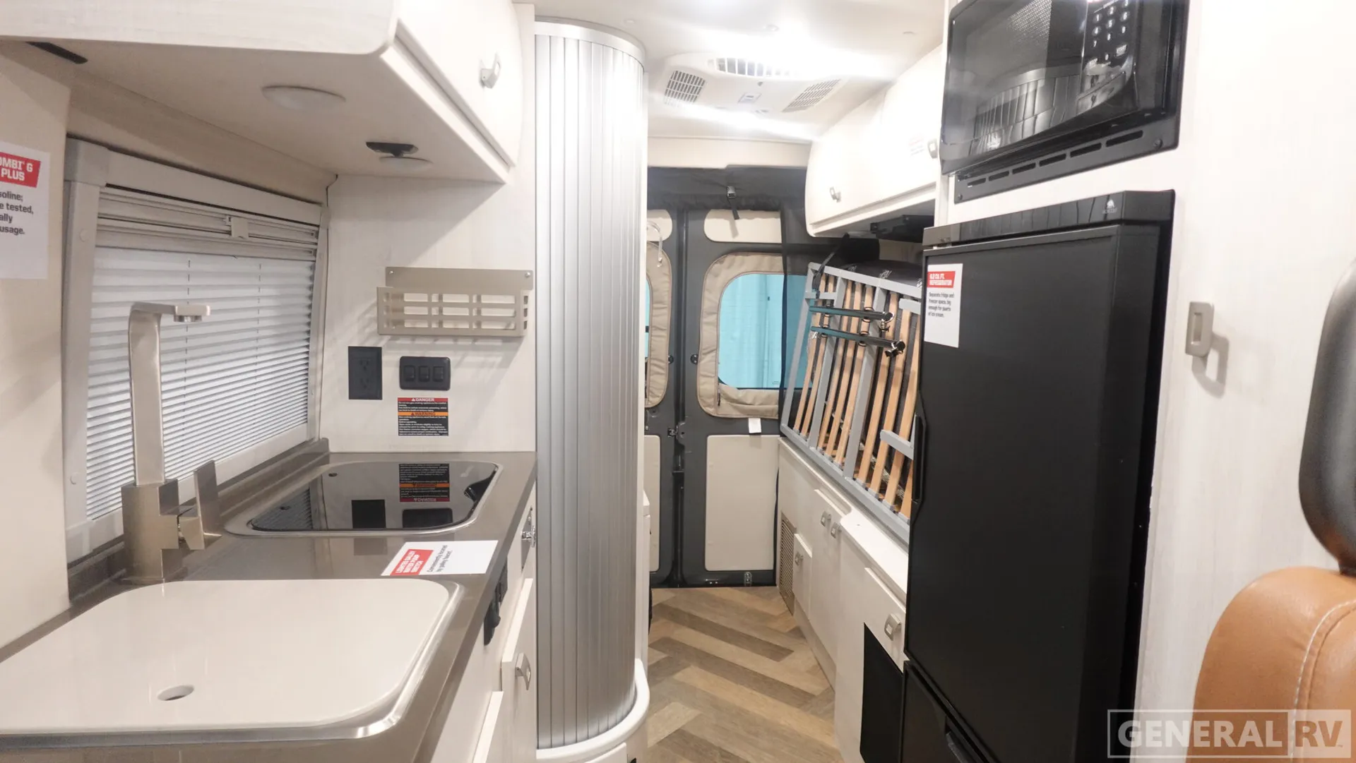 2026 Winnebago TRAVATO 59G - Photo 3
