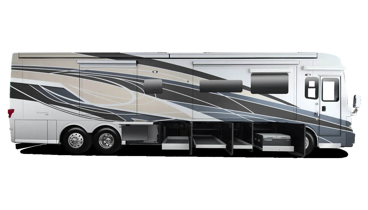 Newmar Essex 4569 exterior