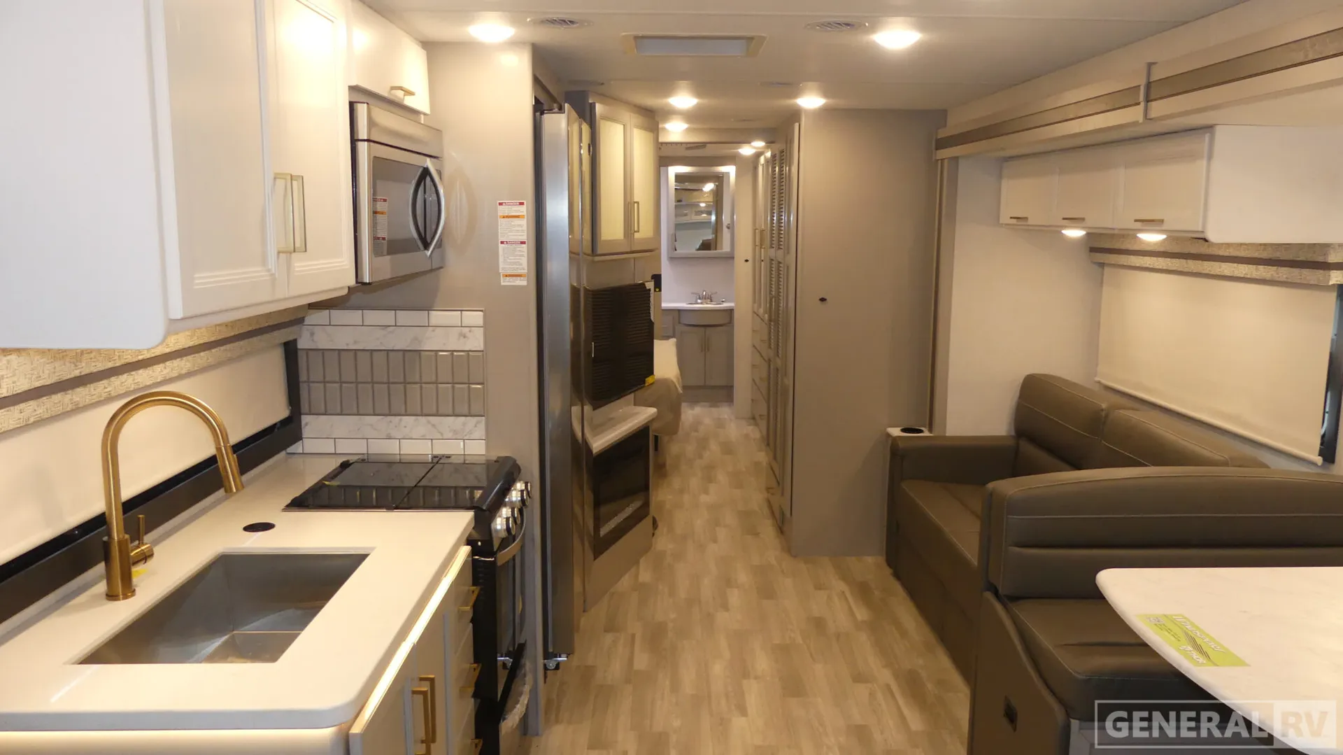 2026 Thor Motor Coach Windsport 35G - Photo 3