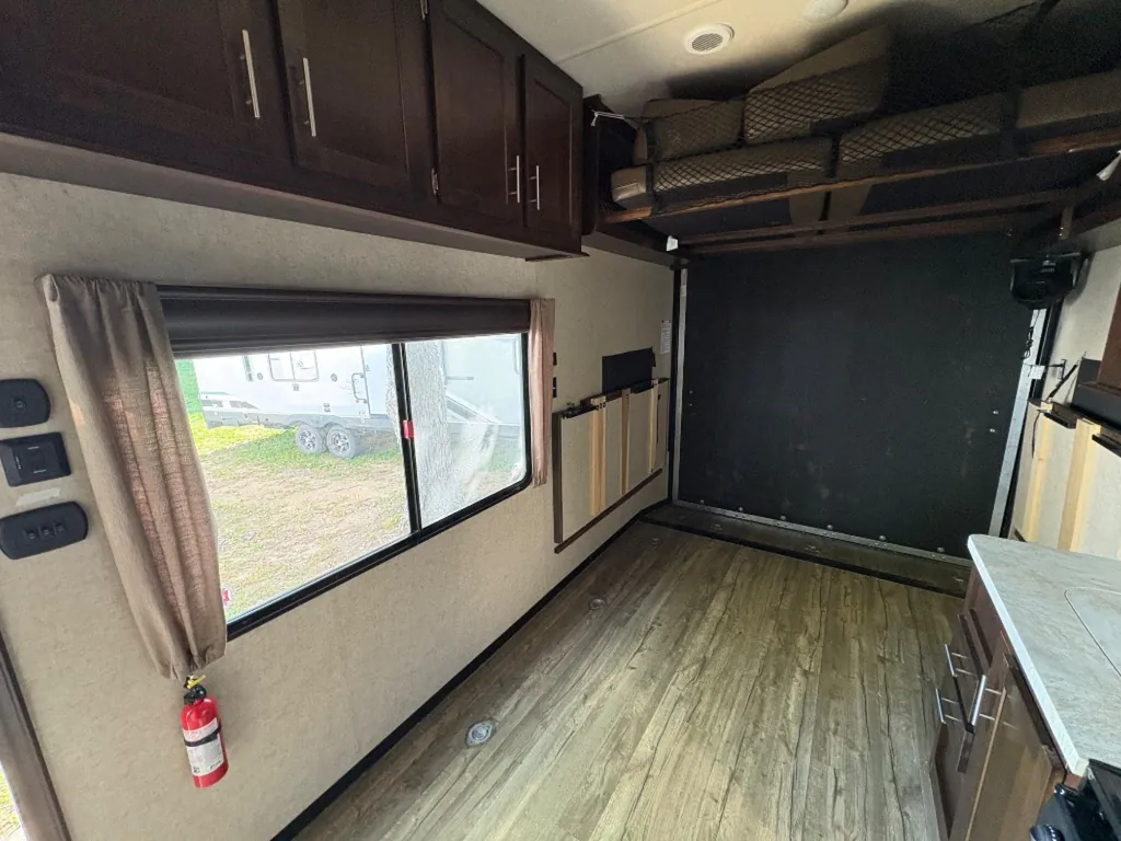2018 Forest River Cherokee Grey Wolf 25RR, Photos photo 8