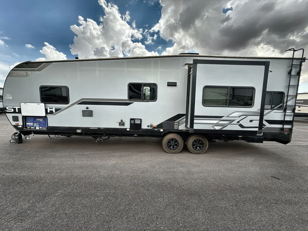 2022 Forest River Stealth FQ2715G, Photos photo 6