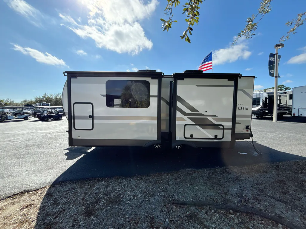 2026 Forest River Flagstaff Micro Lite 25MBR, Photos photo 7