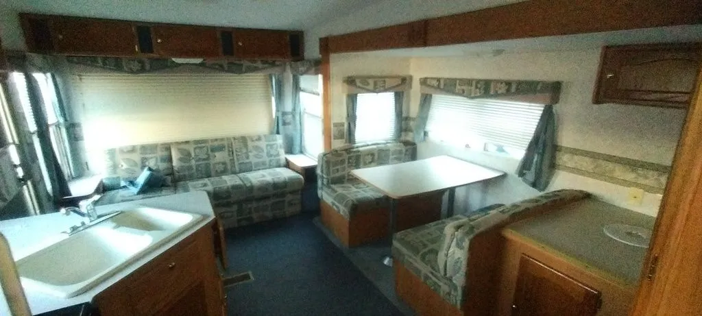 2002 Keystone RV Springdale 245 - Photo 3