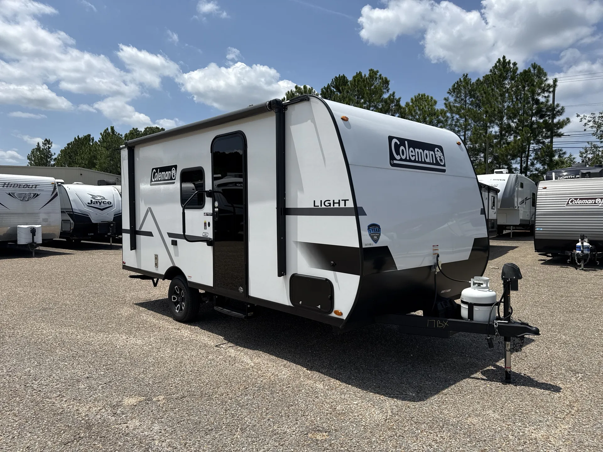 2025 Keystone Coleman Light 17BX - Photo 2