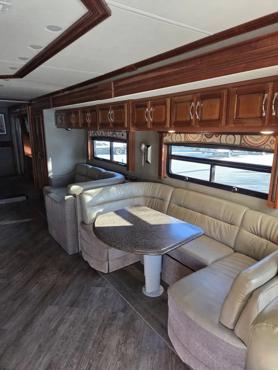 2016 Fleetwood Pace Arrow LXE 38K, Photos photo 16