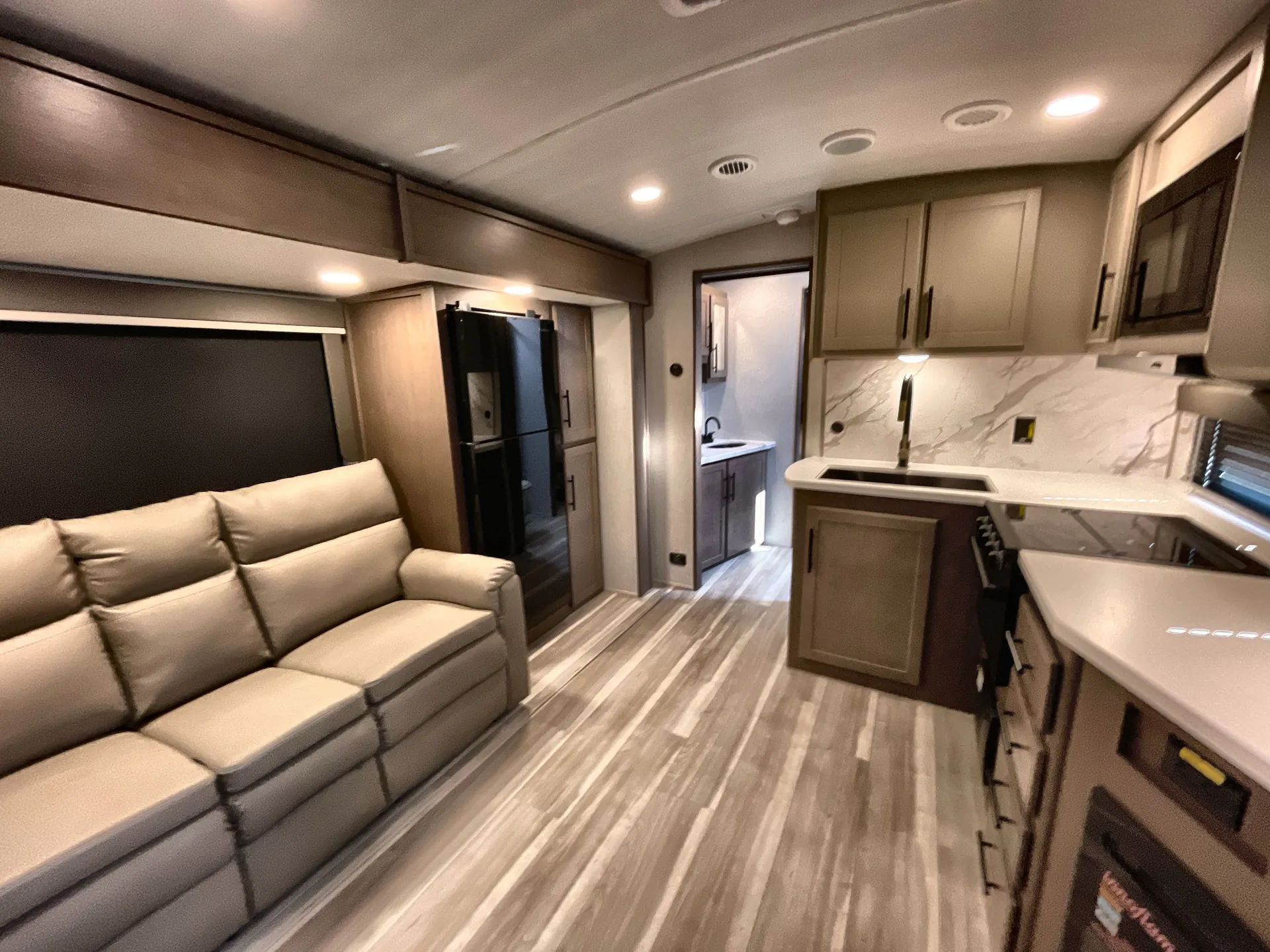 2026 Keystone Cougar 25RDWE — living area main