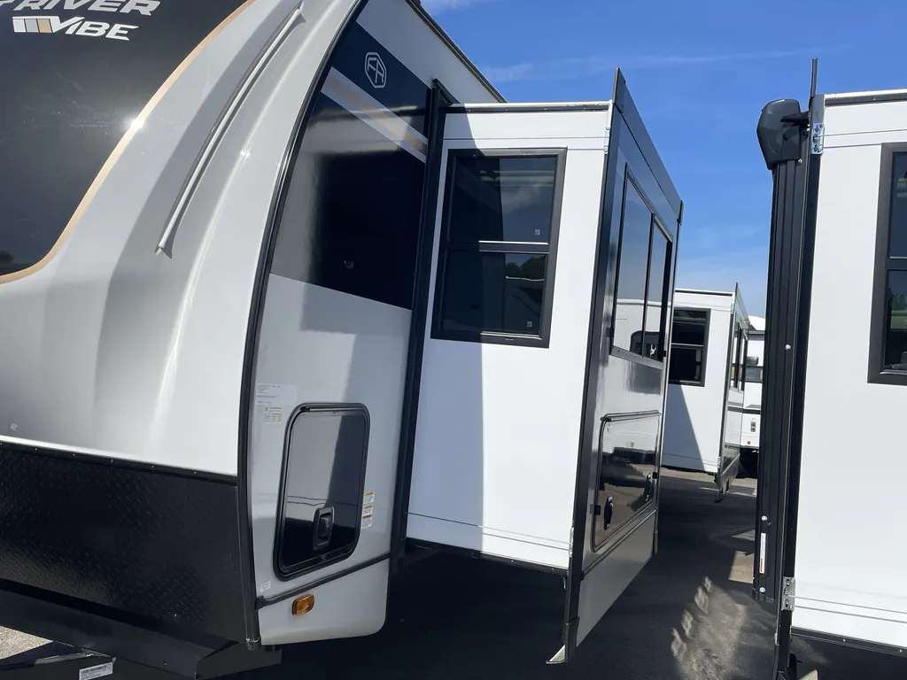 2026 Forest River Vibe 3400XL, Photos photo 6