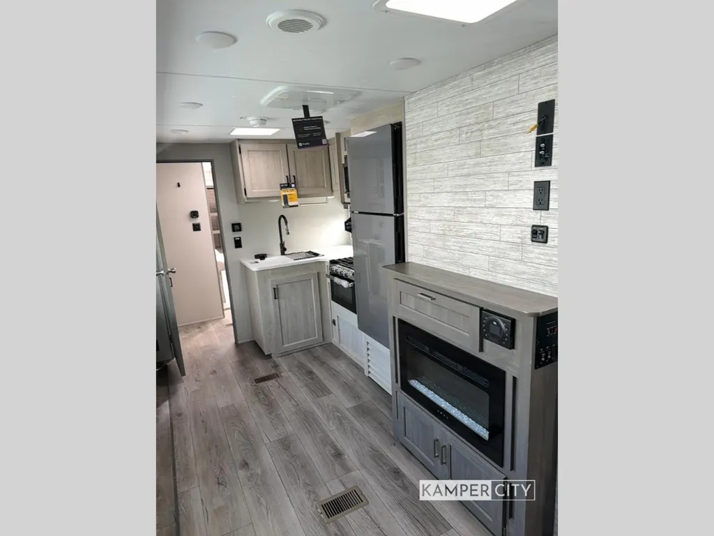 2026 Coachmen Catalina Legacy Edition 333DORM, Photos photo 33