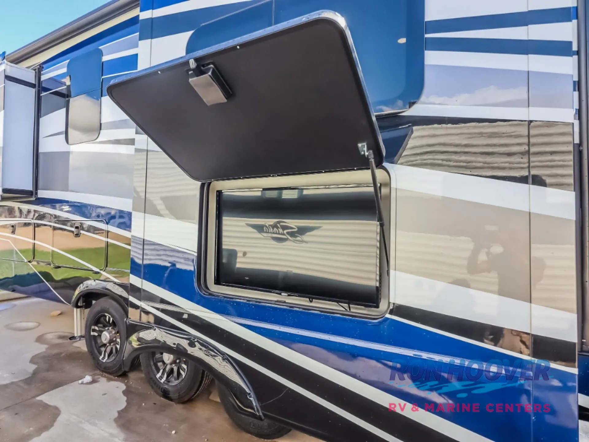 2024 Forest River RiverStone 421FK - Photo 3