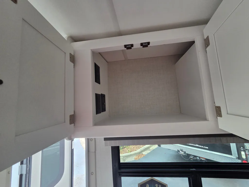 2026 Thor Motor Coach Axis 26.2, Photos photo 32