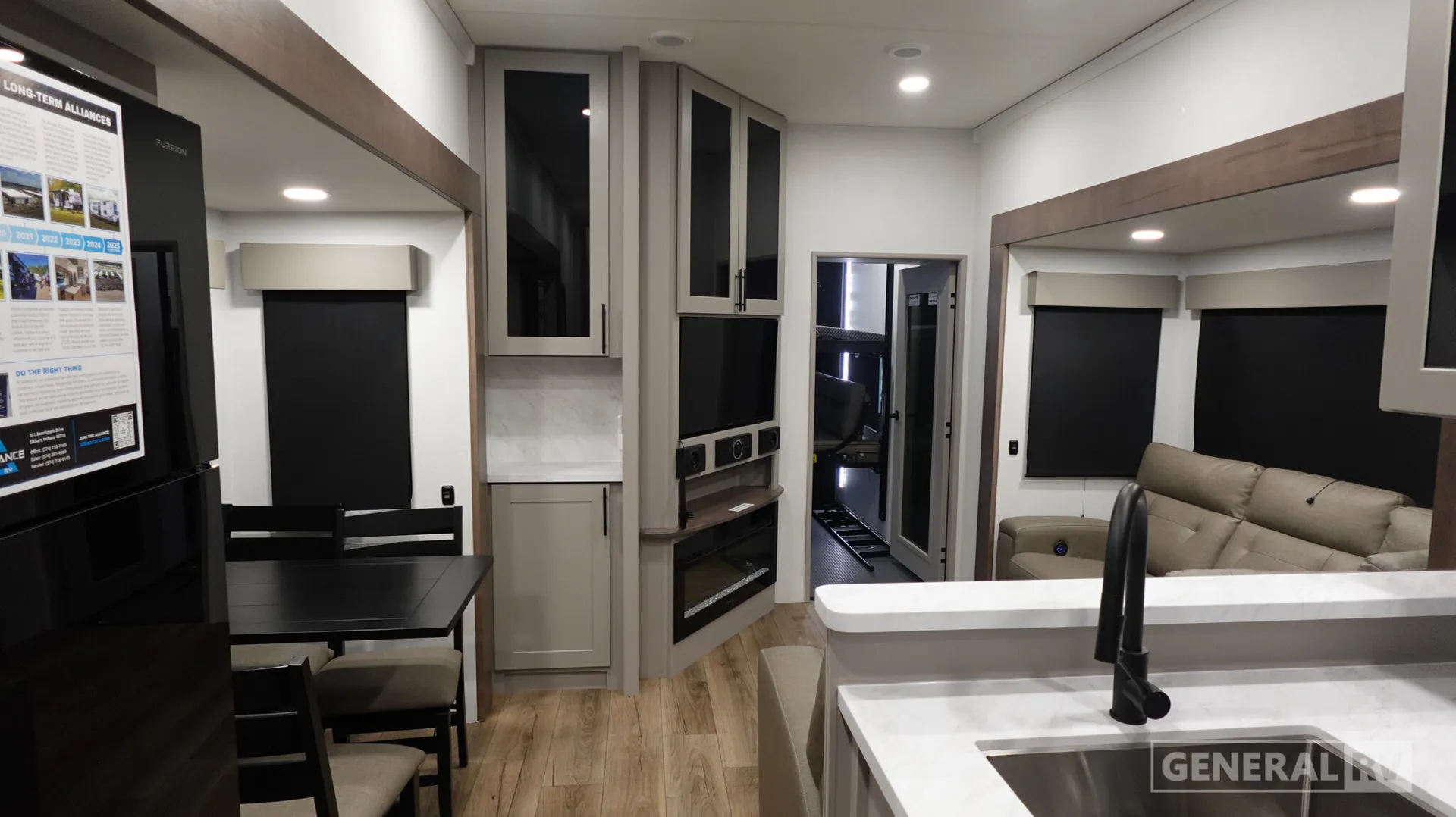 2027 Alliance RV Valor All-Access 36A10 - Photo 3