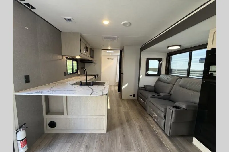 2026 Shasta RVs i-5 Edition 526RBS, Photos photo 9