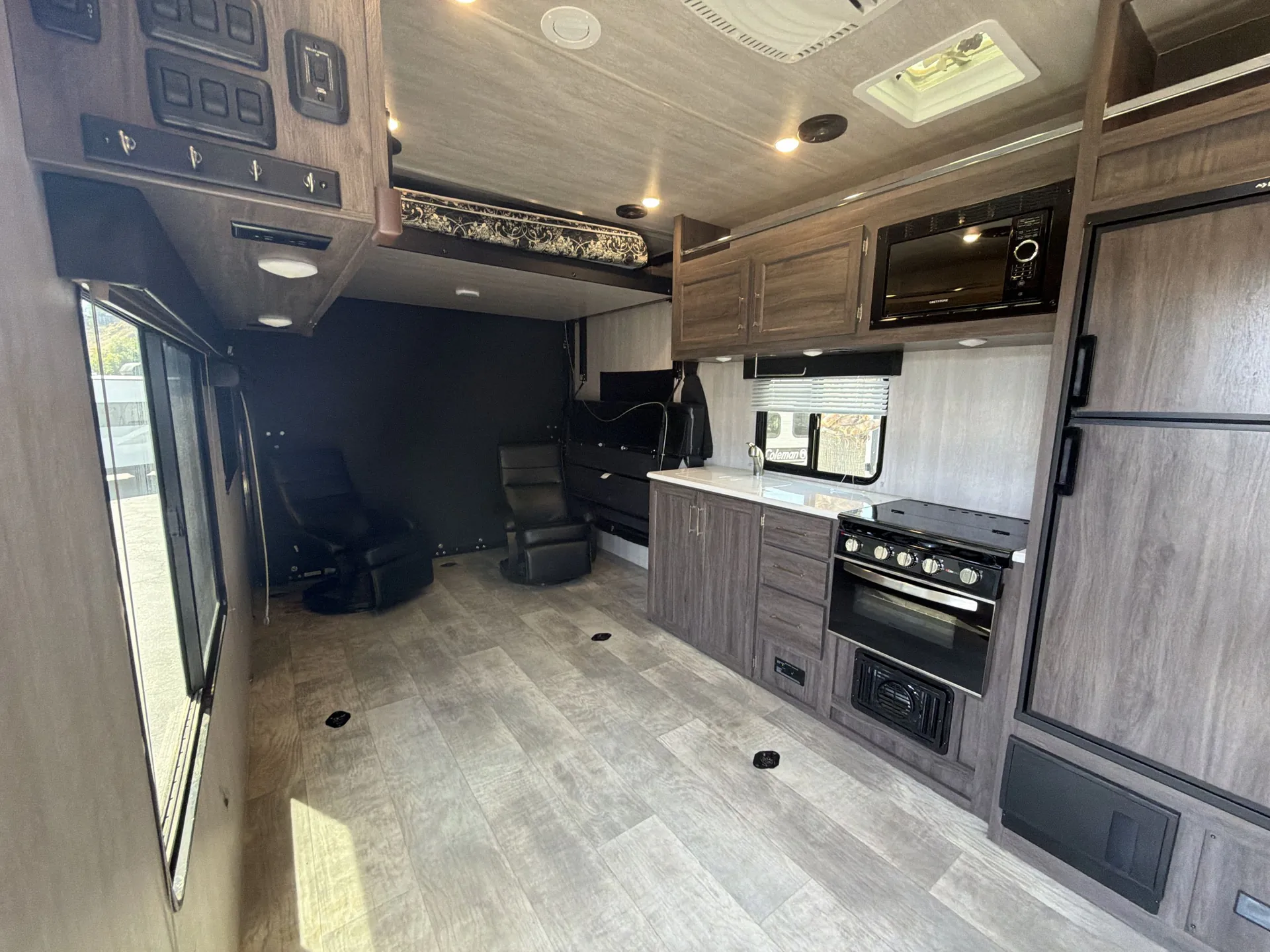 2022 Genesis Supreme Wanderer 26FSWL - Photo 3