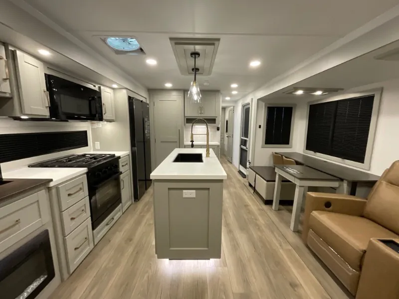 2026 Brinkley Model Z AIR 297, Photos photo 11