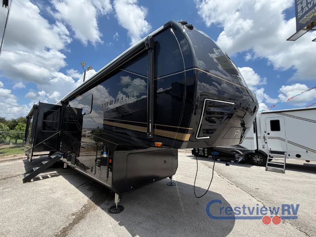 2027 Jayco Pinnacle 38FBRK - Photo 3