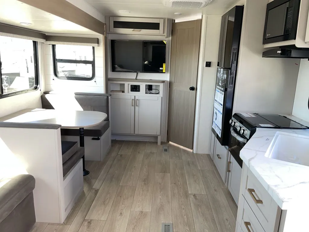 2027 Jayco Jay Flight SLX 262RLSW, Photos photo 3