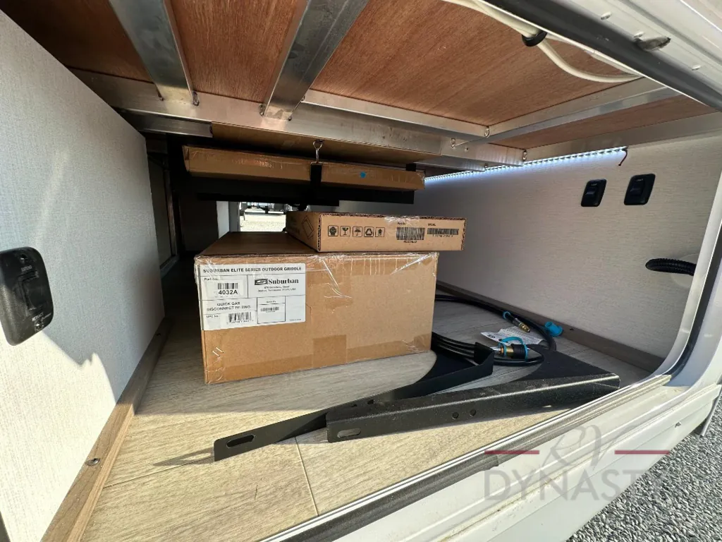 2025 Coachmen Freedom Express Ultra Lite 258BHS, Photos photo 18