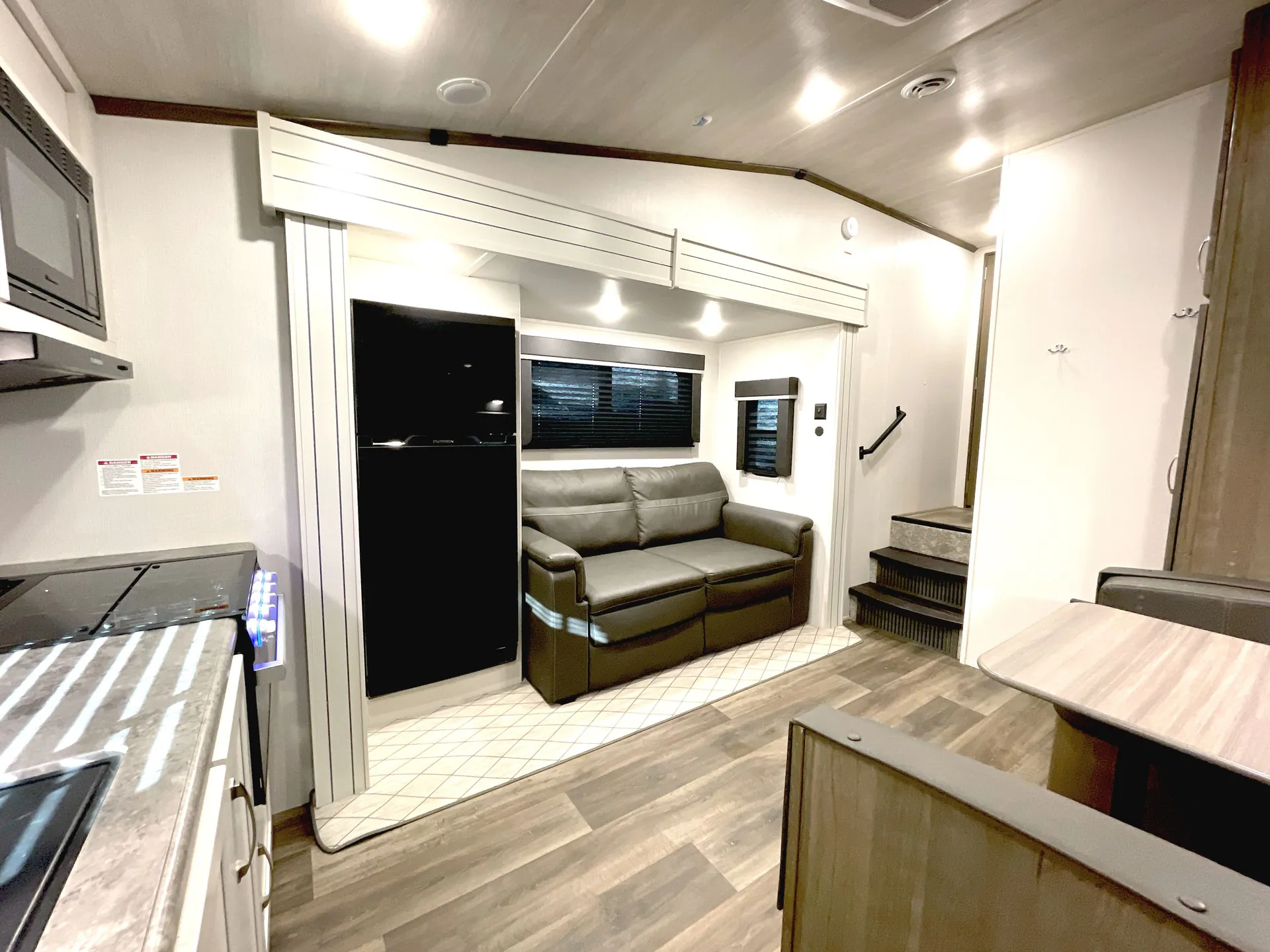 2023 Keystone Cougar Sport 2100RK — living area main