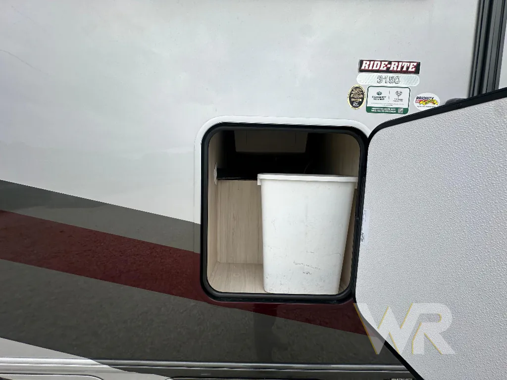 2027 Forest River Sunseeker 3150S, Photos photo 16