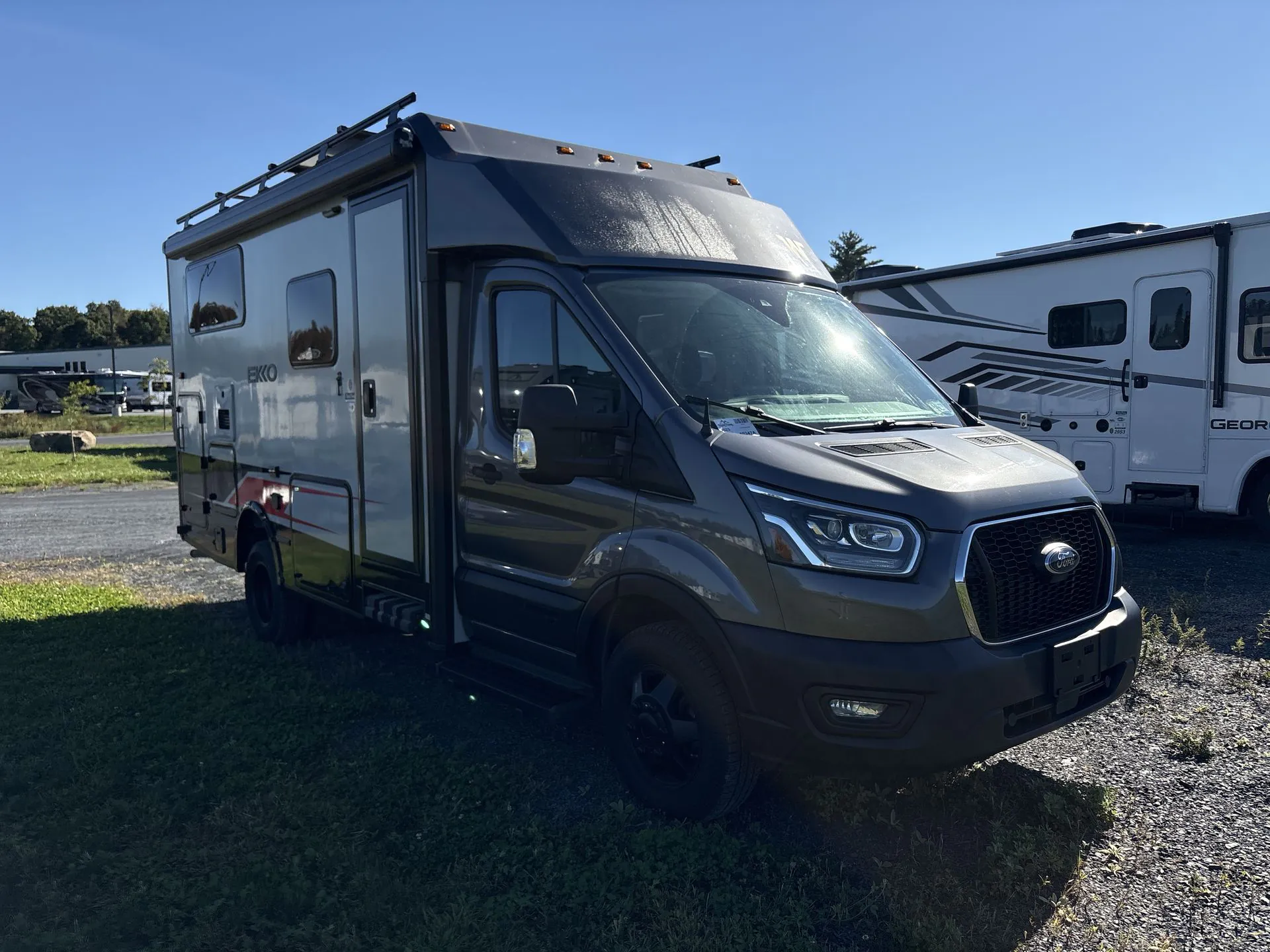 2022 Winnebago EKKO 22A - Photo 2