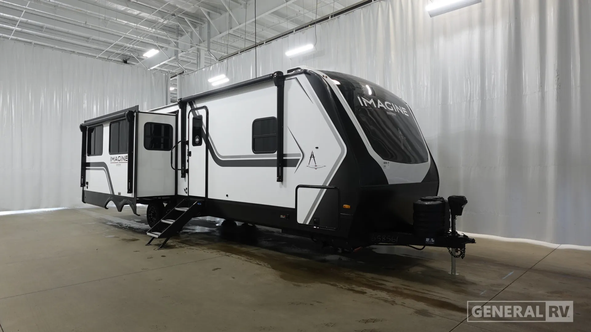 2027 Grand Design Imagine 2970RL - Photo 2