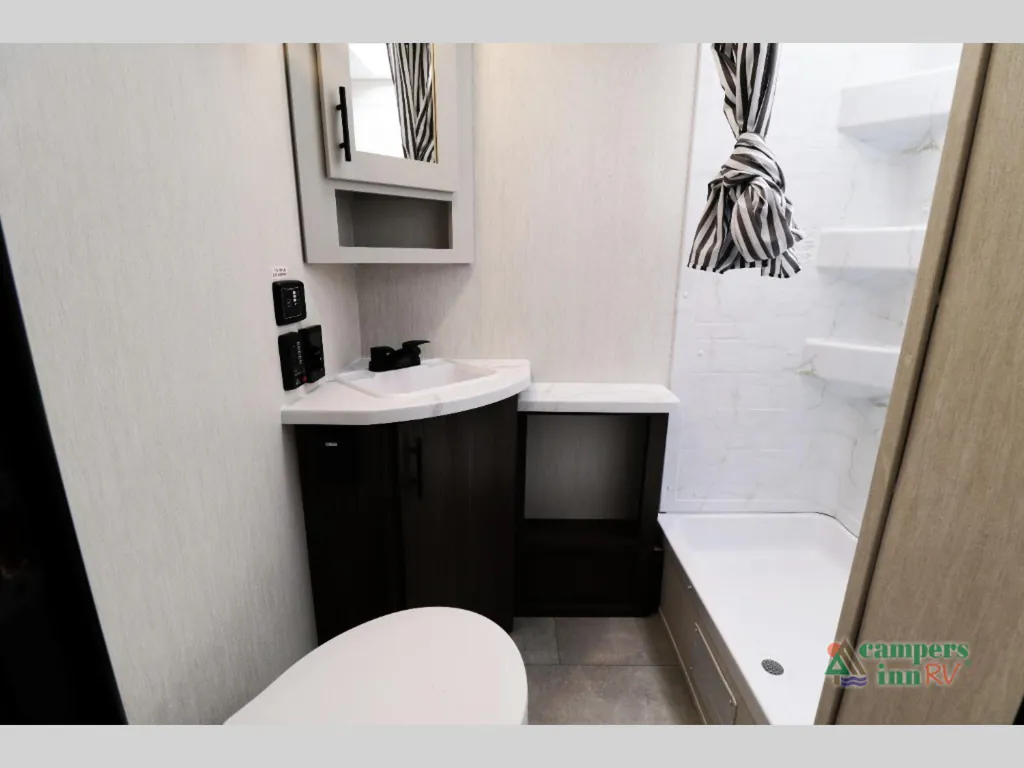 2026 Forest River Westbrook Luxury 305DBLC, Photos photo 34