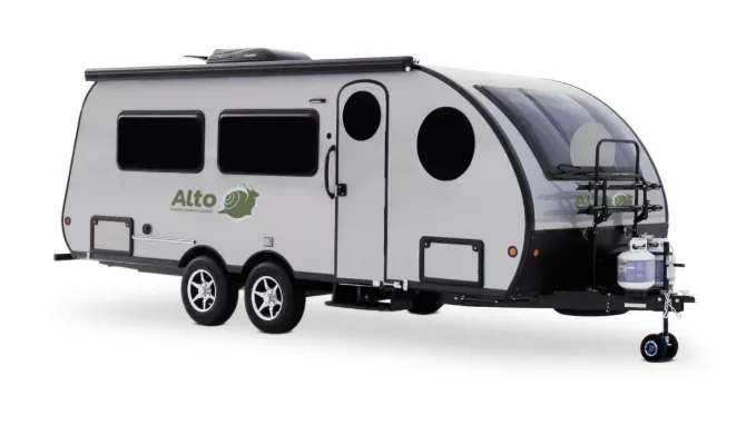 Safari Condo Alto F2414 exterior